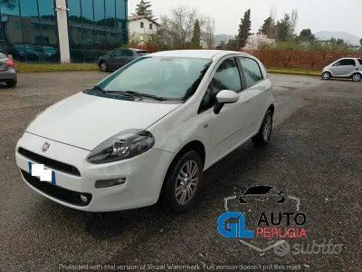 Gebraucht Fiat Punto 70 PS (51 kW) 2015 Weiß Kleinwagen
