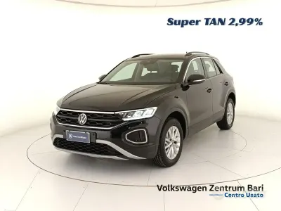 Usata VW T-Roc Life 116 CV (85 kW) 2025 Nero SUV