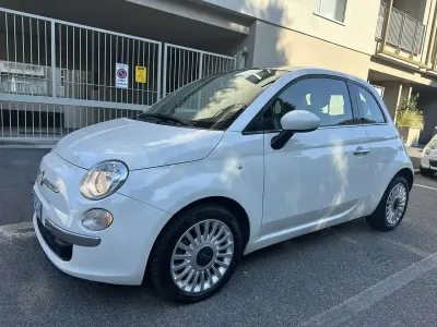 Usata Fiat 500 Lounge 69 CV (50 kW) 2014 Bianco Utilitaria