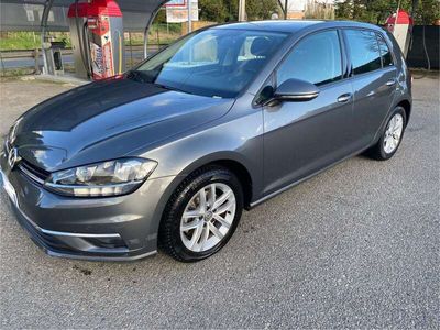 usata VW Golf 5p 1.6 tdi Executive 115cv