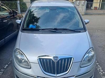 Usata Lancia Musa 2009 Grigio Monovolume