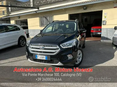 Gebraucht Ford Kuga Business Edition 120 PS (88 kW) 2018 Schwarz SUV