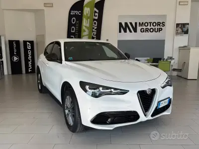 Usata Alfa Romeo Stelvio 209 CV (153 kW) 2023 Bianco SUV