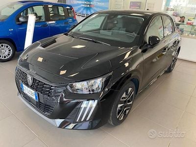 Gebraucht Peugeot 208 Allure 101 PS (74 kW) 2025 Schwarz Kleinwagen