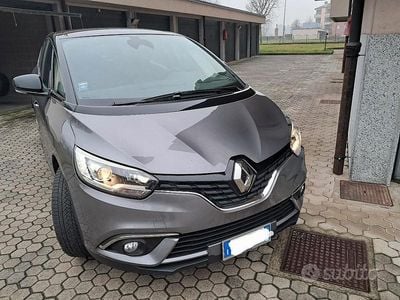 Usata Renault Grand Scénic IV 150 CV (110 kW) 2019 Grigio Monovolume