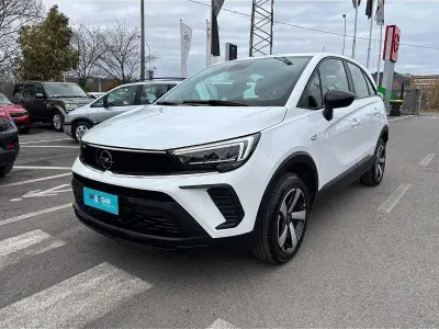 Usata Opel Crossland Edition 110 CV (80 kW) 2022 Bianco SUV