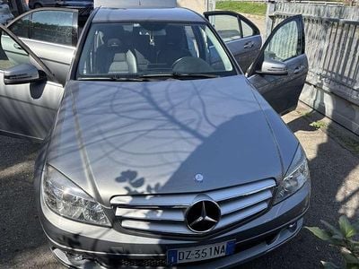Usado Mercedes C200 Avantgarde 136 CV (100 kW) 2009 Berlina