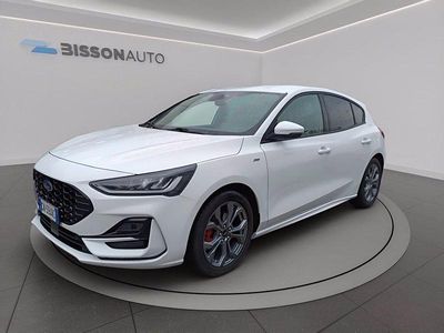 Begagnad Ford Focus ST-Line 125 HK (91 kW) 2023 Vit Sedan
