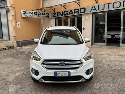Usata Ford Kuga Titanium 120 CV (88 kW) 2018 Bianco SUV