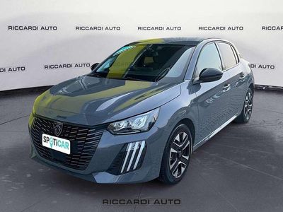 Usata Peugeot 208 Allure 110 CV (80 kW) 2025 Grigio Utilitaria