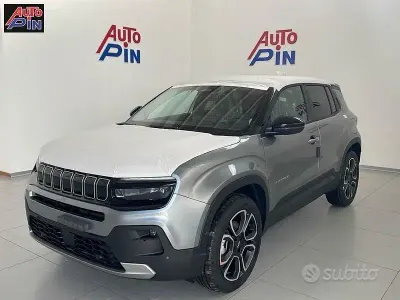 Nuova Jeep Avenger Summit 100 CV (73 kW) 2026 Grigio SUV