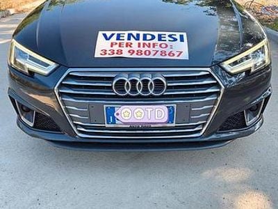 Usata Audi A4 S-Line 190 CV (139 kW) 2019 Grigio Station wagon