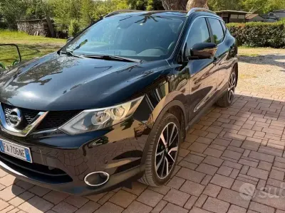 Usata Nissan Qashqai 131 CV (96 kW) 2015 Nero SUV