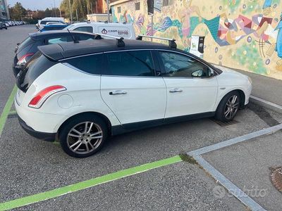 Begagnad Lancia Delta 140 HK (102 kW) 2011 Halvkombi