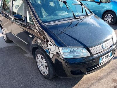 Usata Fiat Idea 90 CV (66 kW) 2008 Nero Monovolume