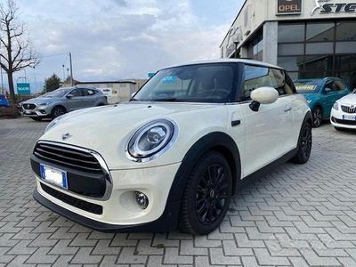 Usata Mini ONE 75 CV (55 kW) 2020 Beige Utilitaria