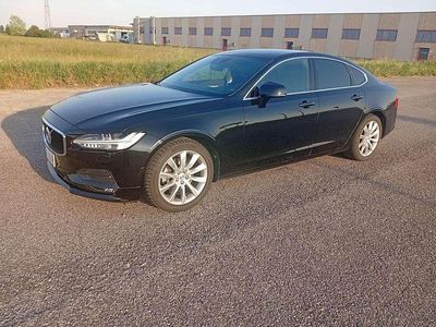 Usata Volvo S90 Business Edition 190 CV (139 kW) 2018 Nero Berlina