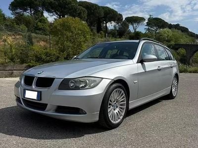 Begagnad BMW 320 177 HK (130 kW) 2008 Grå Kombi