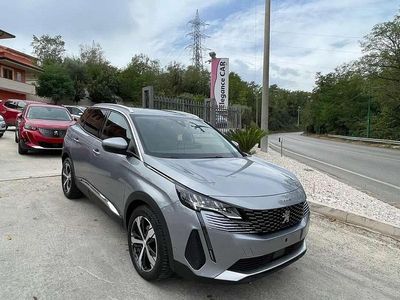 Usata Peugeot 3008 Allure 131 CV (96 kW) 2021 Argento SUV