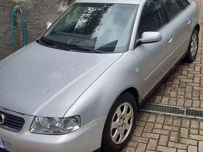 Usata Audi A3 102 CV (75 kW) 2002 Grigio Utilitaria