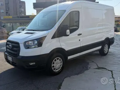 Usata Ford Transit 131 CV (96 kW) 2022 Bianco Furgone