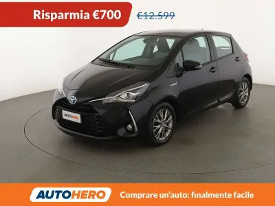 Usata Toyota Yaris Active 73 CV (53 kW) 2017 Nero Utilitaria
