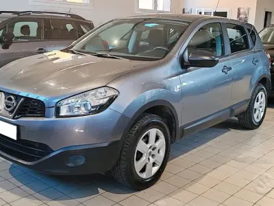 Usata Nissan Qashqai Acenta 110 CV (80 kW) 2013 Grigio SUV
