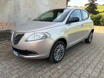 Usata Lancia Ypsilon