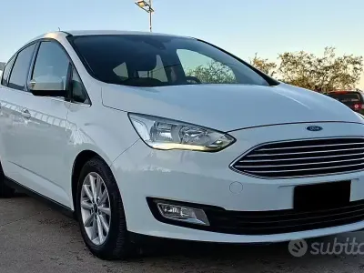Usata Ford C-MAX Titanium 120 CV (88 kW) 2016 Bianco Monovolume