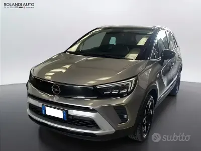 Usata Opel Crossland Elegance 110 CV (80 kW) 2022 Grigio SUV