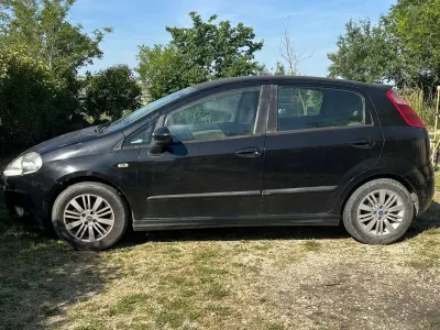 Usata Fiat Grande Punto Emotion 90 CV (66 kW) 2006 Nero Utilitaria
