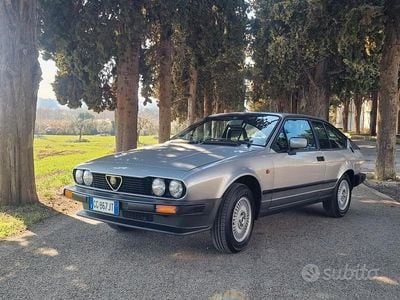 Usata Alfa Romeo Alfetta 130 CV (95 kW) 1985 Grigio Coupé