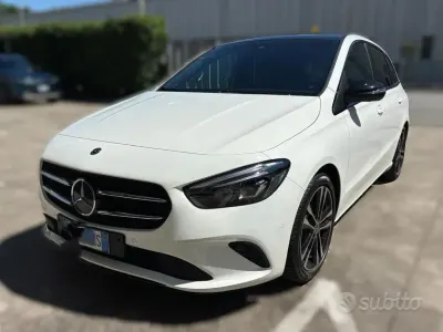 Usata Mercedes B180 116 CV (85 kW) 2019 Bianco Utilitaria