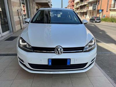 Usata VW Golf IV 90 CV (66 kW) 2003 Bianco Berlina