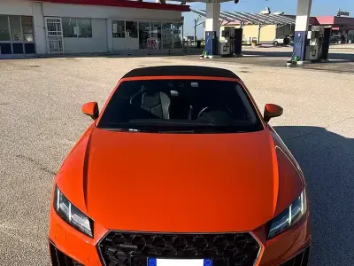 Usata Audi TT S-Line 245 CV (180 kW) 2019 Arancione Cabrio