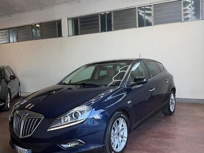 Usado Lancia Delta 200 CV (147 kW) 2009 Azul Utilitario