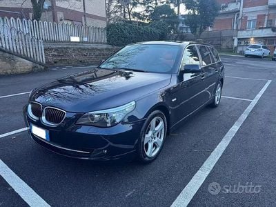 Begagnad BMW 525 218 HK (160 kW) 2009 Blå Kombi