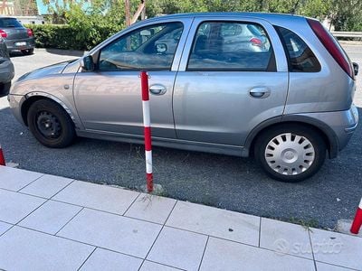 Usata Opel Corsa 80 CV (58 kW) 2004 Grigio Berlina