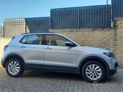 Usata VW T-Cross Style 95 CV (69 kW) 2020 Grigio SUV