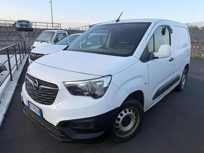 Usata Opel Combo Edition 102 CV (75 kW) 2020 Bianco Monovolume