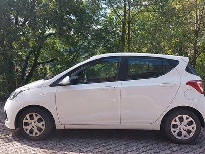 Usata Hyundai i10 Classic 69 CV (50 kW) 2015 Bianco Utilitaria