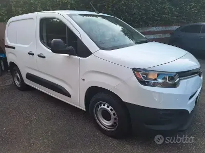 Usata Toyota Proace City City 101 CV (74 kW) 2021 Bianco Monovolume