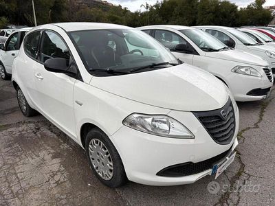 Usata Lancia Ypsilon S 95 CV (69 kW) 2014 Bianco Utilitaria