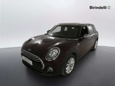 Begagnad Mini Cooper D Clubman 150 HK (110 kW) 2018 Röd Kombi