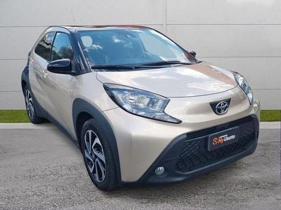 Usata Toyota Aygo X Trend 72 CV (52 kW) 2025 Beige SUV