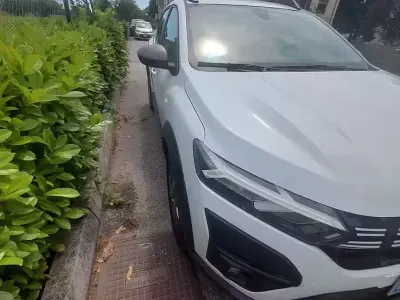 Usata Dacia Sandero 101 CV (74 kW) 2023 Bianco Berlina
