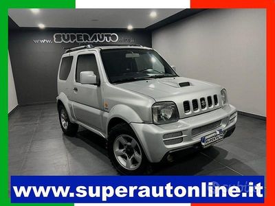 Usata Suzuki Jimny 86 CV (63 kW) 2009 Grigio SUV