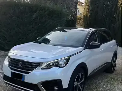 Gebraucht Peugeot 5008 112 PS (82 kW) 2017 Weiß SUV