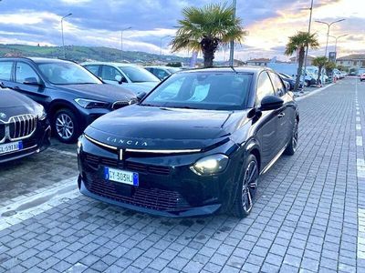 Usata Lancia Ypsilon 101 CV (74 kW) 2025 Nero Utilitaria