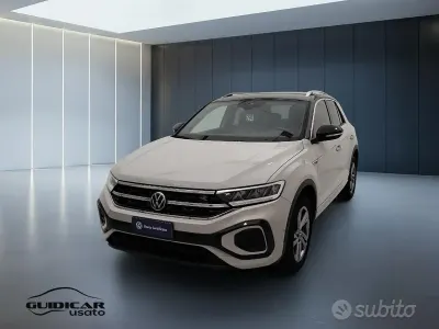 Usata VW T-Roc R-line 110 CV (80 kW) 2023 Beige SUV